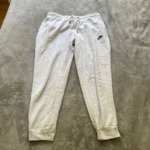 White/grey Nike sweatpants